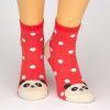 Socken in rot mit Panda Motiv und weißen Punkten