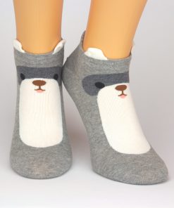 graue Sneaker Socken mit weißer Oberfläche und Ohren
