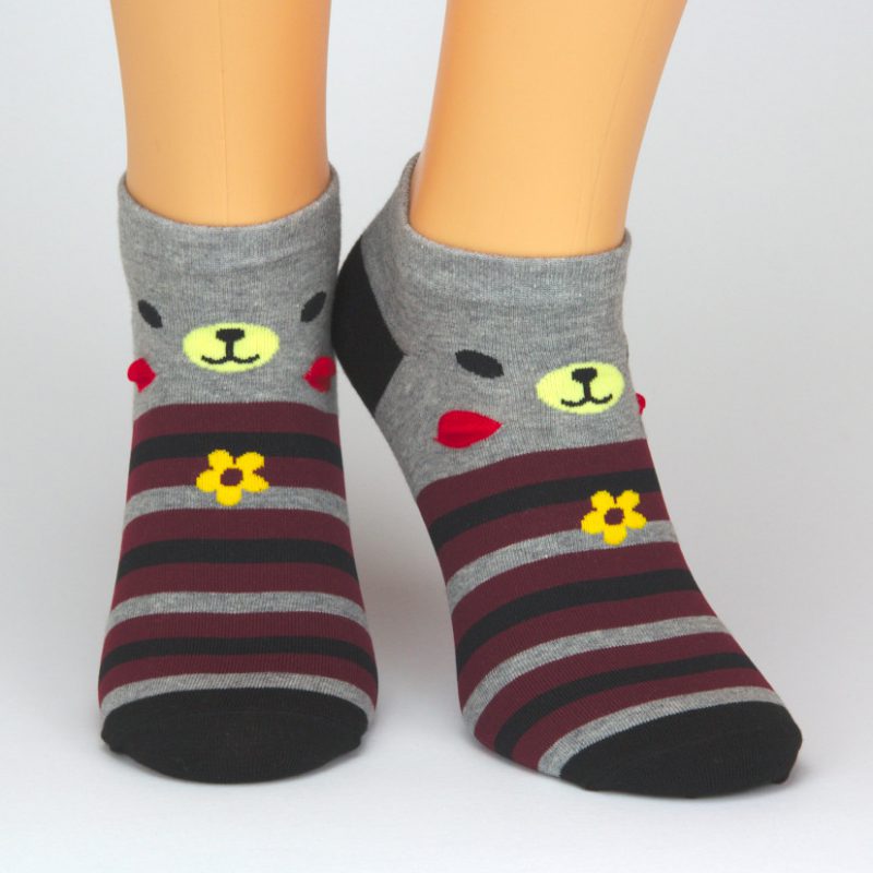 Sneaker Socken grau mit Tiermotiv und rot schwarzen Streifen