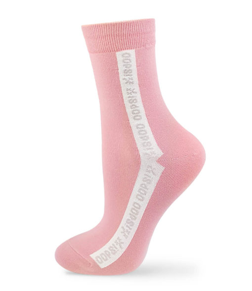 pinke Socken mit Oops Beschriftung